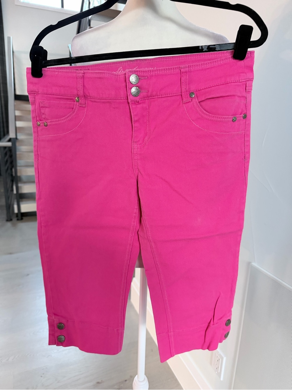 Plus size Pink Women's Capri Jeans waist 33” length 24,5”